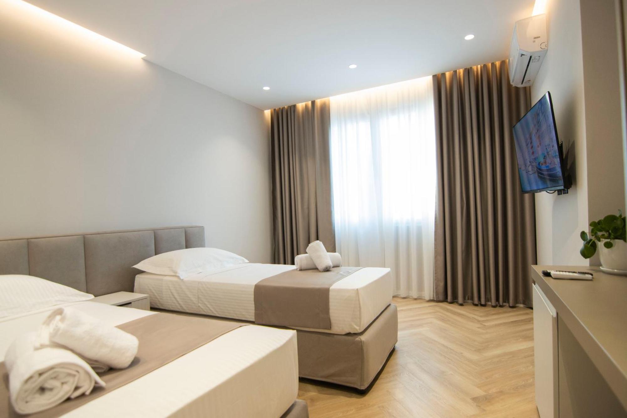 Mina Luxury Rooms Tirana Exterior foto